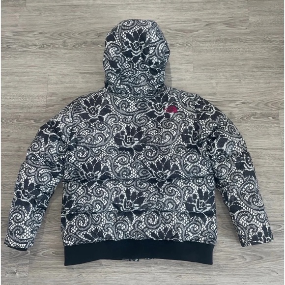 The North Face Girls XL Black & White Print Down Hooded Jacket/Parka LNC - Picture 11 of 12